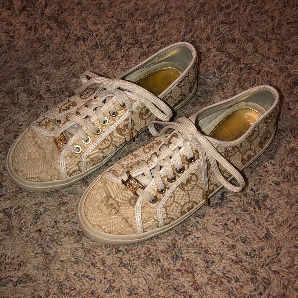 Michael Kor sneakers